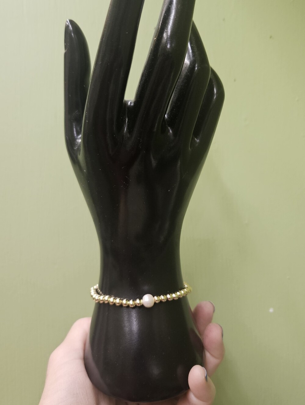 Freshwater Pearl Gold Beads Stretch Bracelet - Picture 4 of 11